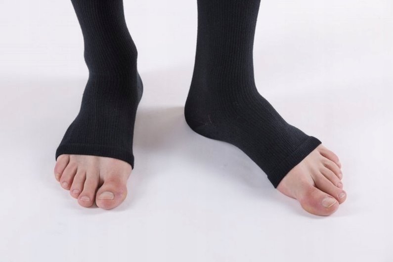 THUASNE PODKOLANÓWKI UCISKOWE VENOFLEX ELEGANCE ODKRYTE 20-36mmHg BEŻ 2L